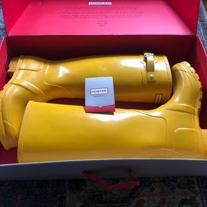 Hunter rain boots
